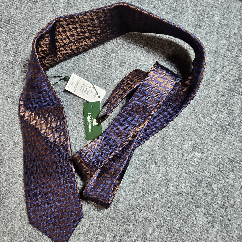 Men’s Silk Tie Brown Purple Geometric Woven Pattern Classic Business Wedding NWT